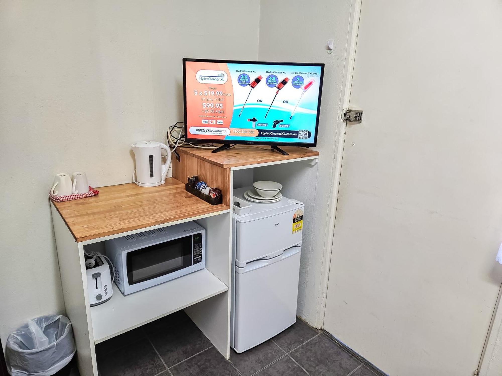 Green Door Motel Lavington Екстер'єр фото