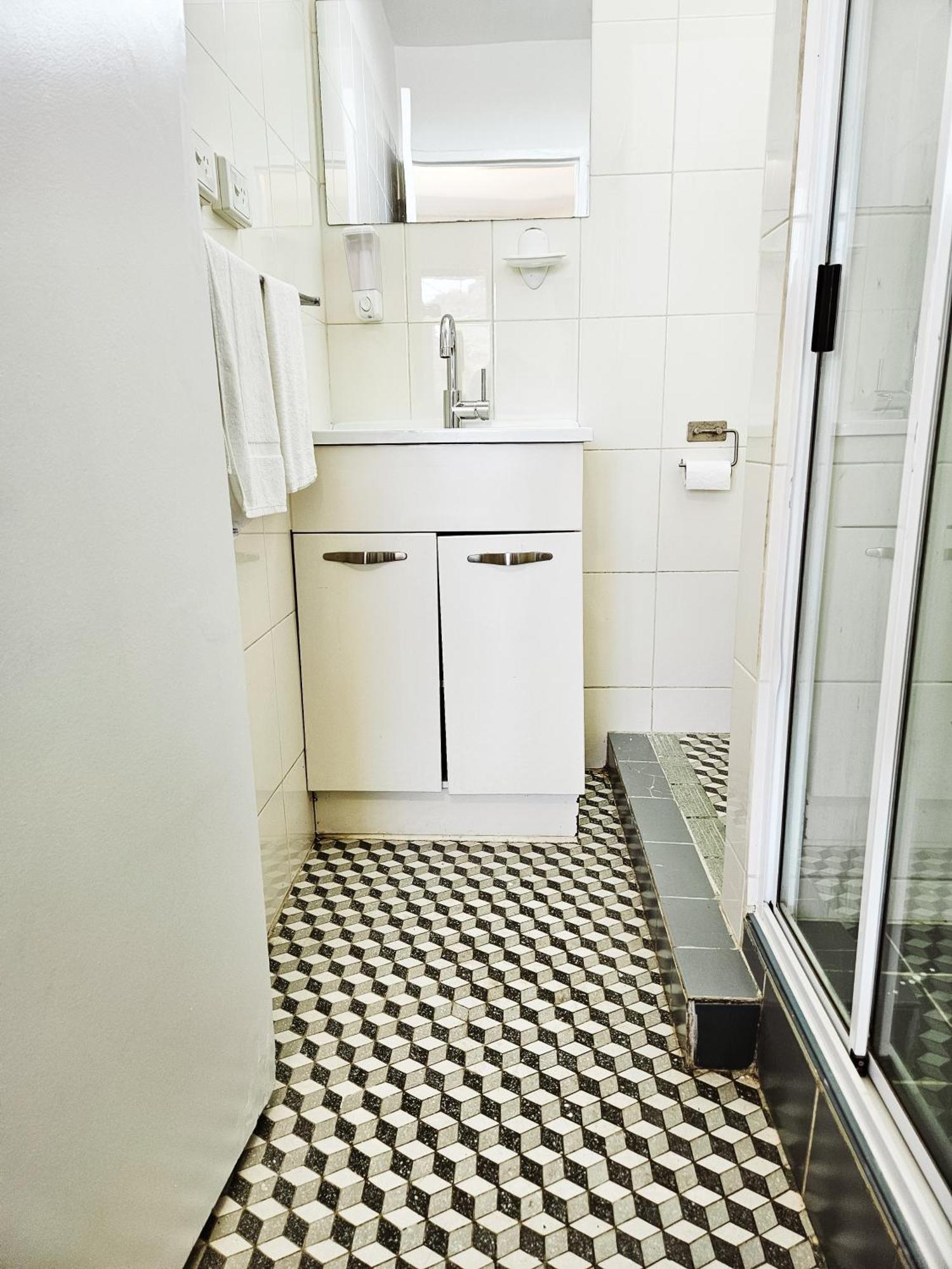 Green Door Motel Lavington Екстер'єр фото